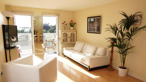 Smart Apartments- The Penthouse