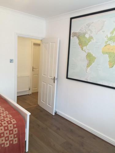 The Elizabeth House Apartment