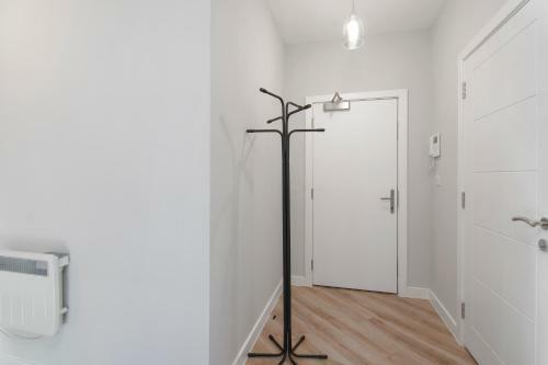 Brand New Town Centre Apartment