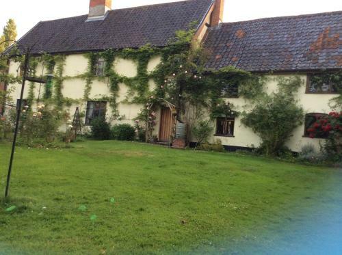 Valley Farmhouse B&B