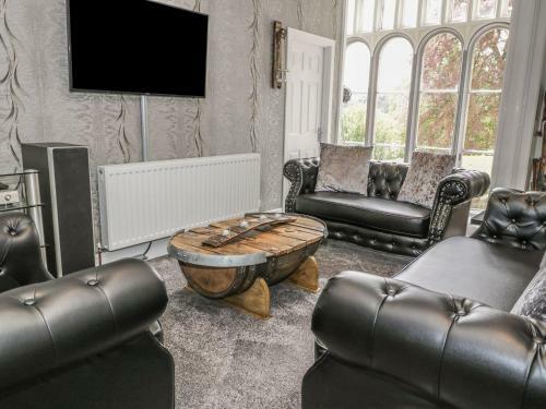 4 The Castle, Bishop Auckland