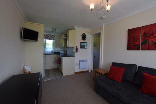 11 Sandown Bay Holiday Centre