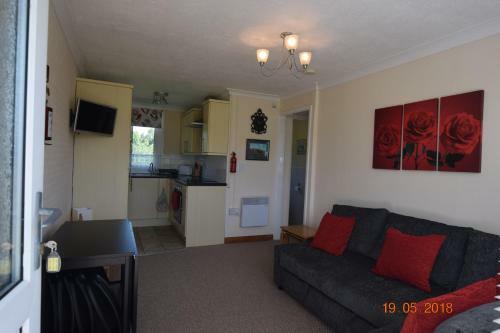 11 Sandown Bay Holiday Centre