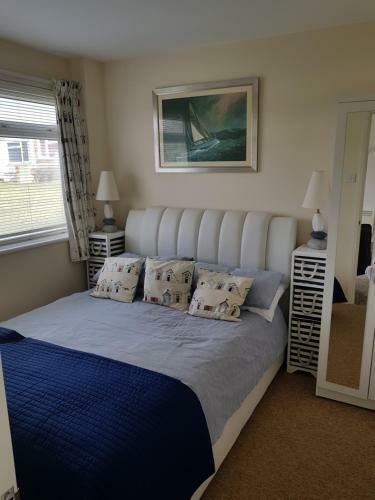 109 Sandown Bay Holiday Centre