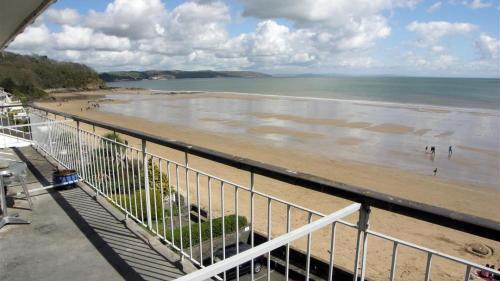 Apartamento Beach Court 3