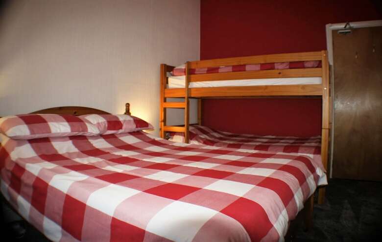 Bed & Breakfast Kenways Guest House