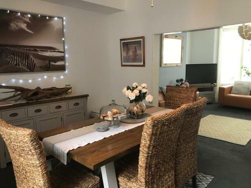 Driftwood 4 Bedrooms Holiday Home