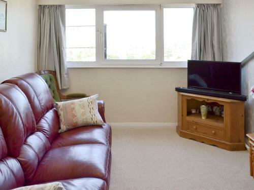 Cranbrook Apartment