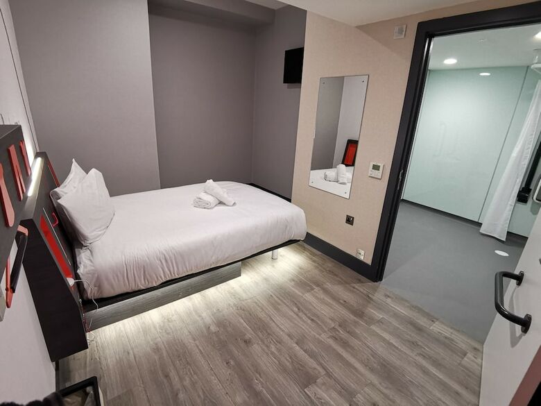 Easyhotel Sheffield