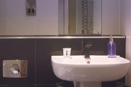 Homely Serviced Apartments - Blonk St