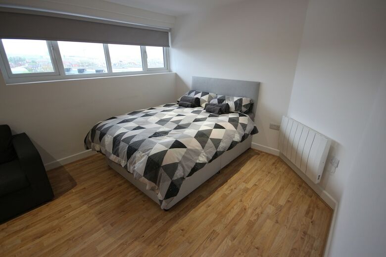 James House Apartments