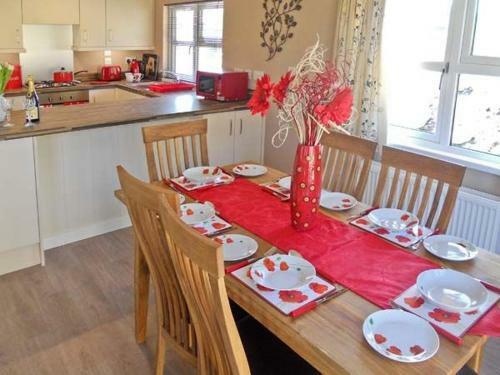Poppy Lodge, Sherborne