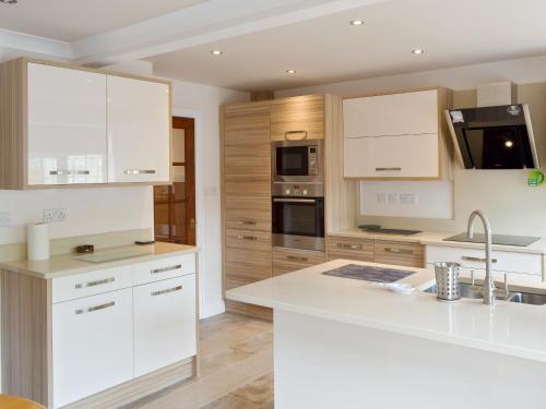 Smitten Cottage