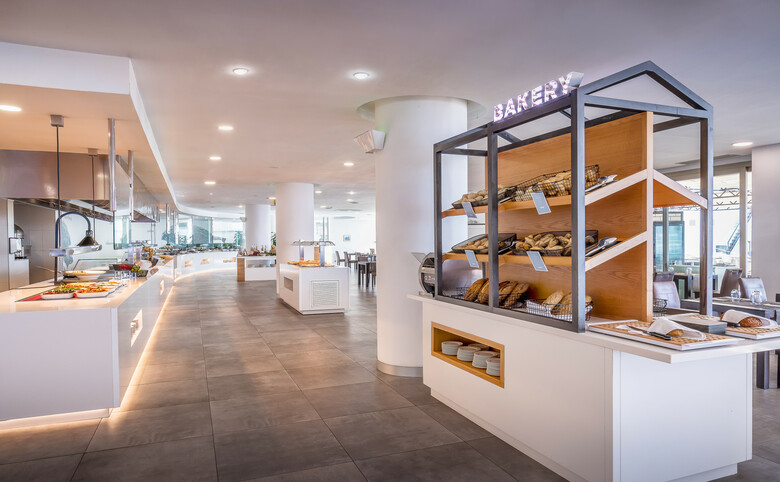 Hotel Barcel� Santiago - Adults Only