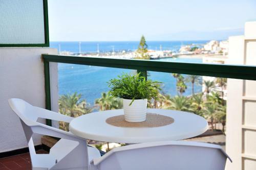 Apartamentos Comodoro