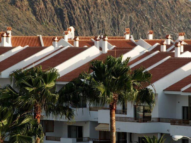 Apartamentos Hg Cristian Sur