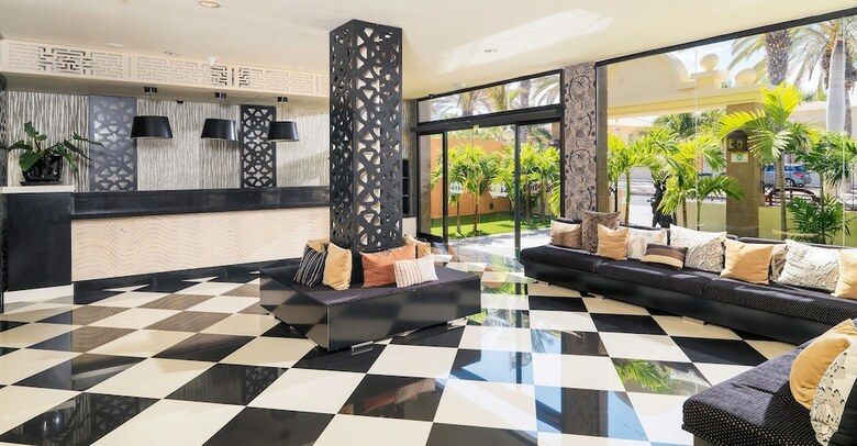 Hotel Green Garden Resort & Suites