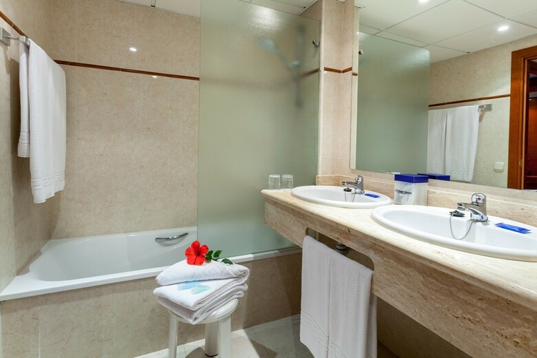 Best Semiramis Hotel