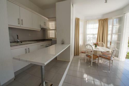 Apartamentos Lagos De Fa�ab�