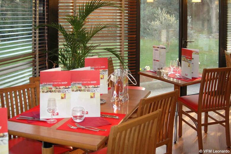 Hotel Ibis Salon De Provence