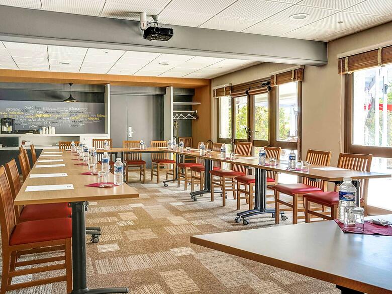 Hotel Ibis Salon De Provence