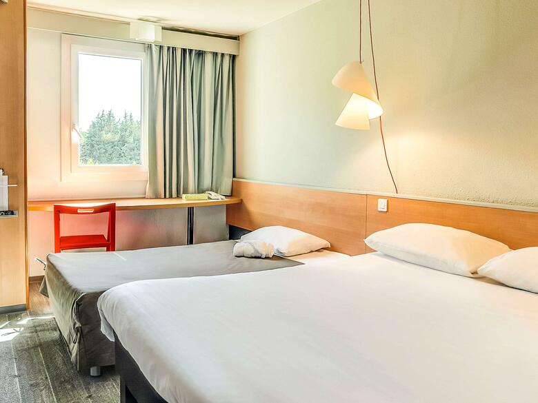 Hotel Ibis Salon De Provence