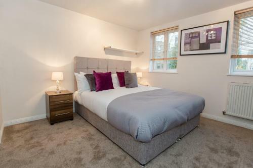 Romford Gidea Serviced Apartment By Pll