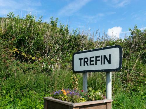 Holiday Home Bwthyn