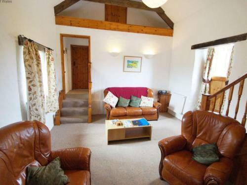 Holiday Home Y Storfa