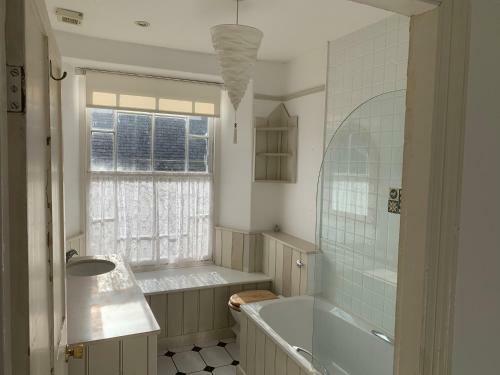 Bed & Breakfast Stay With St Davids Kitchen