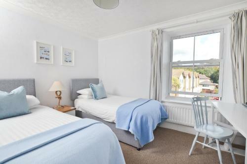 Hostal Elmsdale Guest House