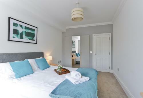 Kvm - Jubilee Mansions Apartments