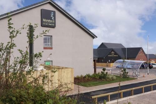 Hotel Harbour Spring By Marston's Inns