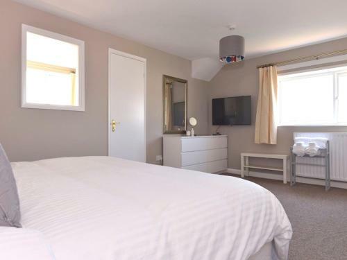 Apartment Marine Court