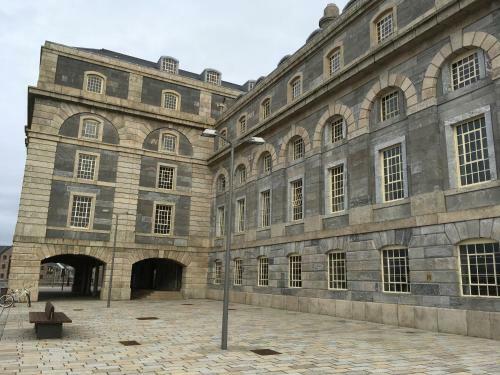 Harbourside Apartment
