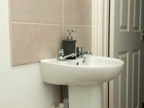 Allure City Apartment