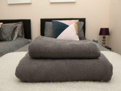 Allure City Apartment