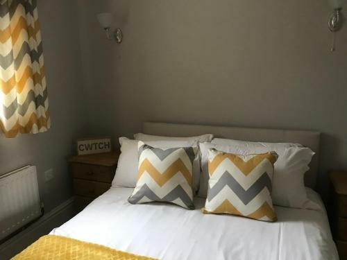The Dillwyn Arms Hotel