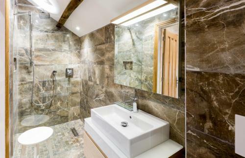 Waternook Lakeside Accommodation