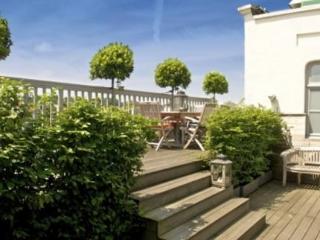 T Zand Hotel