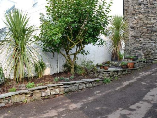 Corner Cottage