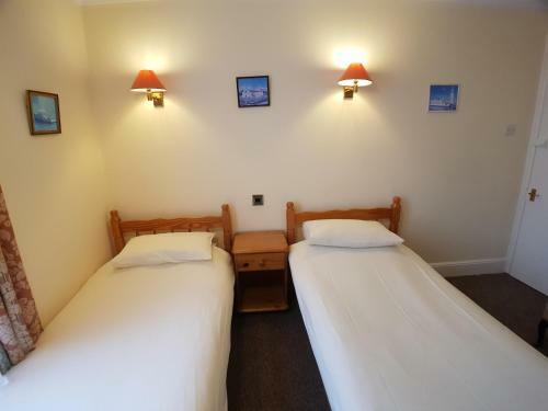 Hostal Everley Guest House