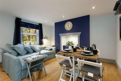 Albany Garden Apartment