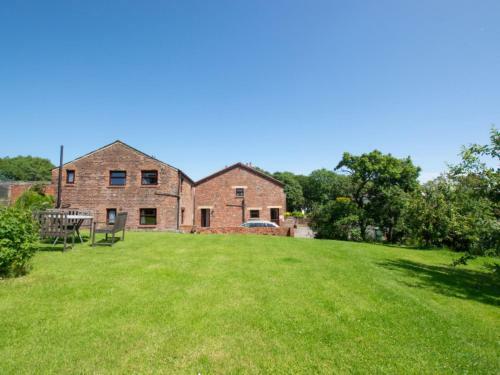 Holiday Home Hardhorn Granary