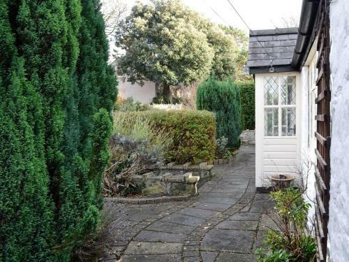 Lilac Cottage