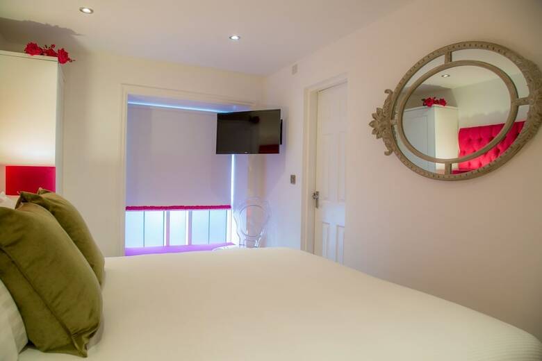 Winckley Square Hotel