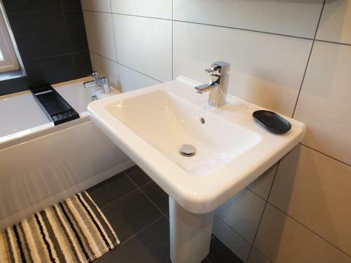Prestwick Suites Luxury Apartment
