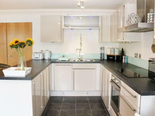 The Nook, Pwllheli