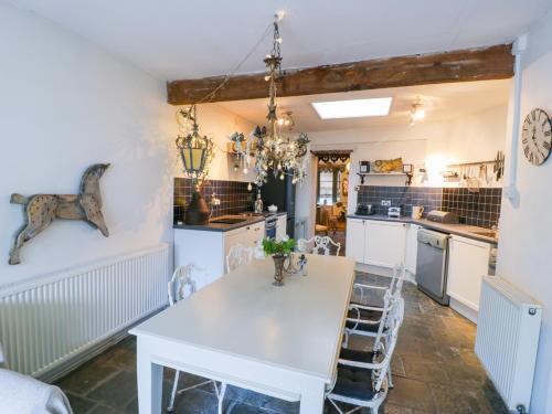 19a Kingshead Street, Pwllheli