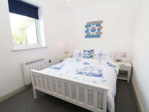 21 Llwyn Gwalch Estate, Pwllheli